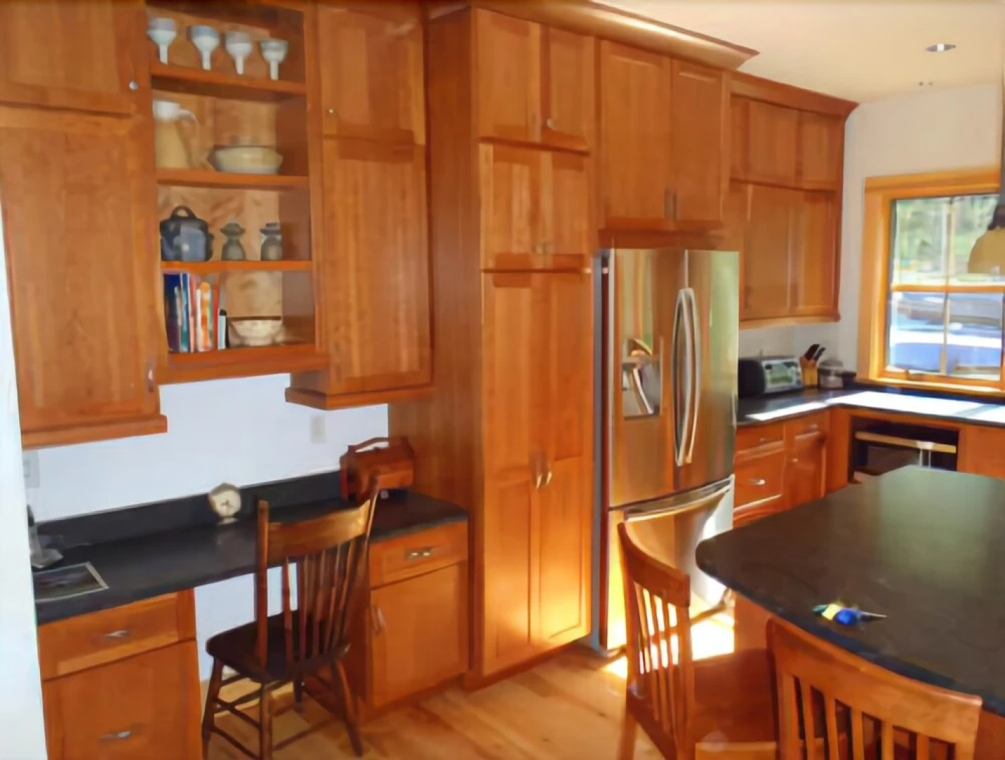 Cottage on the Shore - Four Bedroom Home