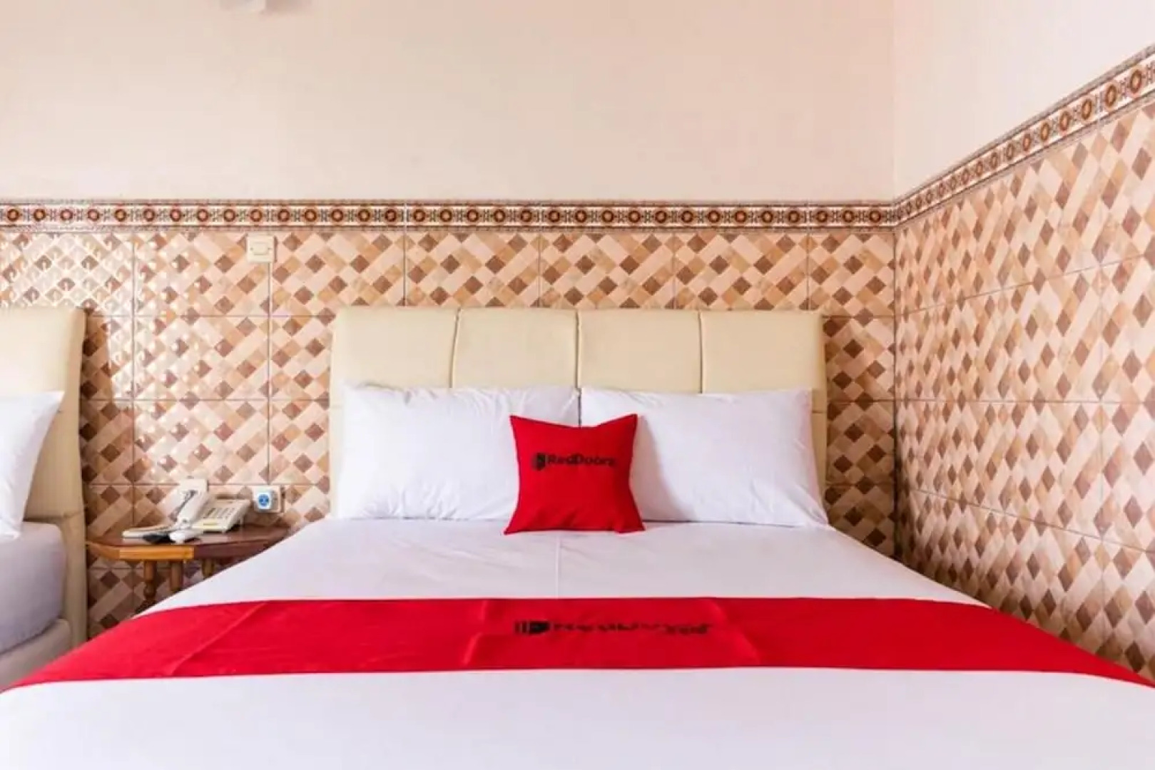 RedDoorz Near Jimbaran Market Bandungan