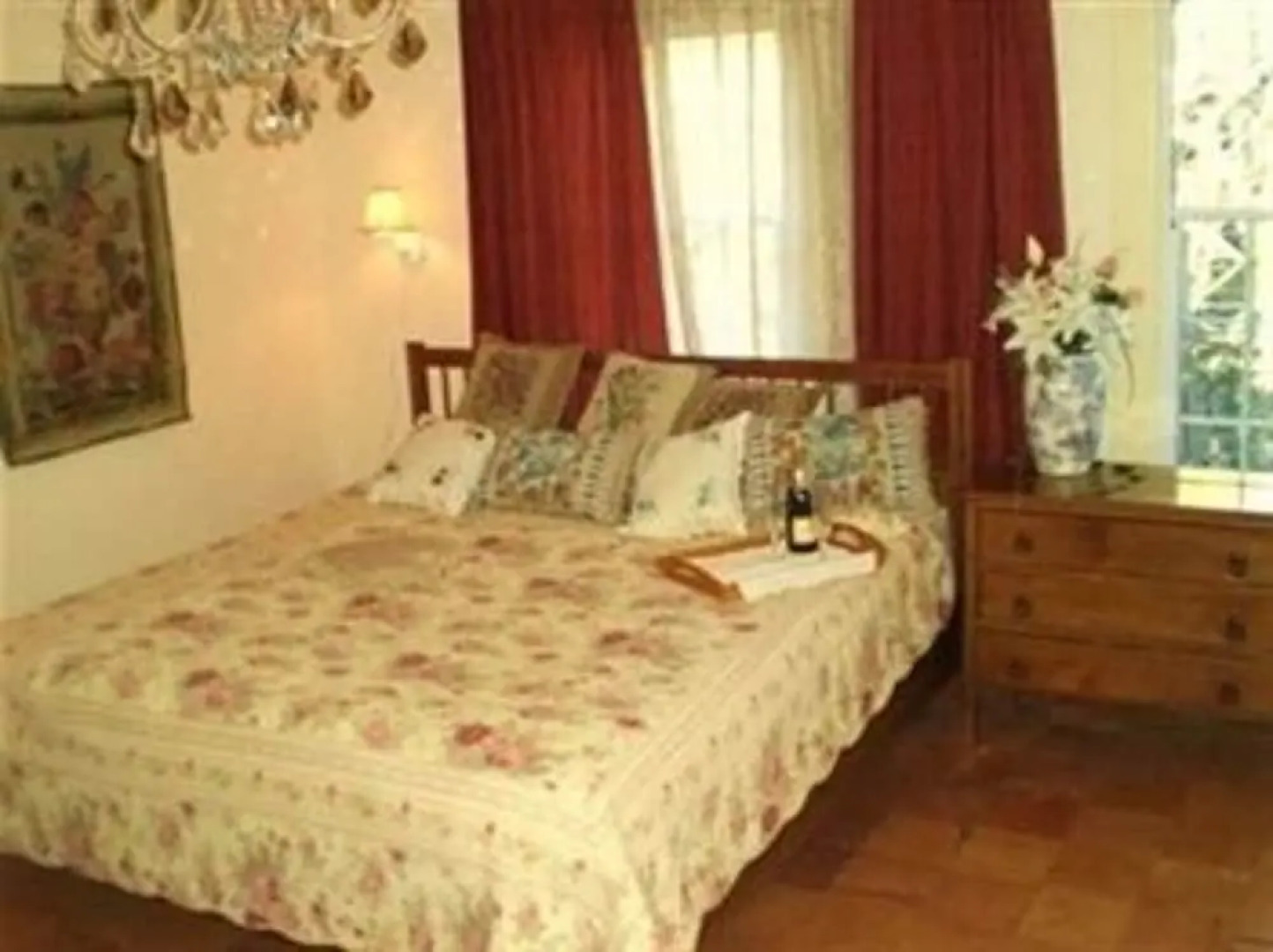 Mozart Guest House Seattle Bed and Breakfast