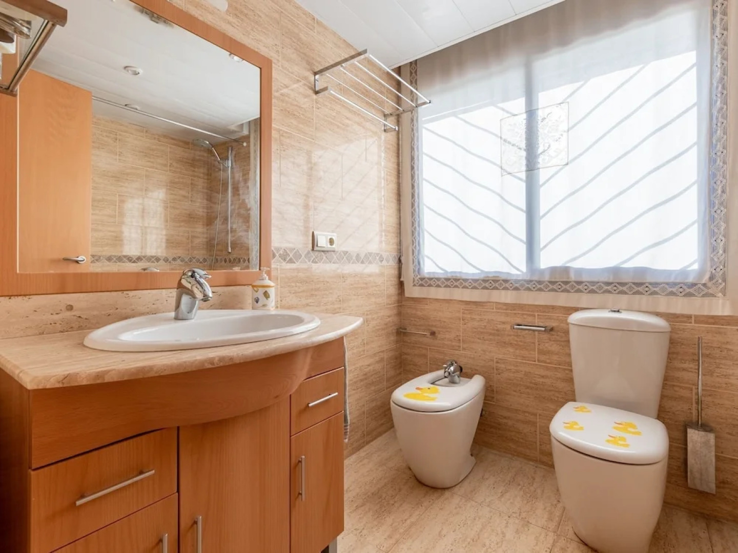 Comfortable Holiday Home in L'ampolla With Swimming Pool