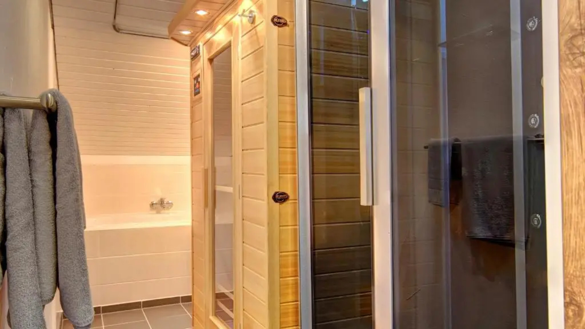 Suit & Frühstück zum Latschen