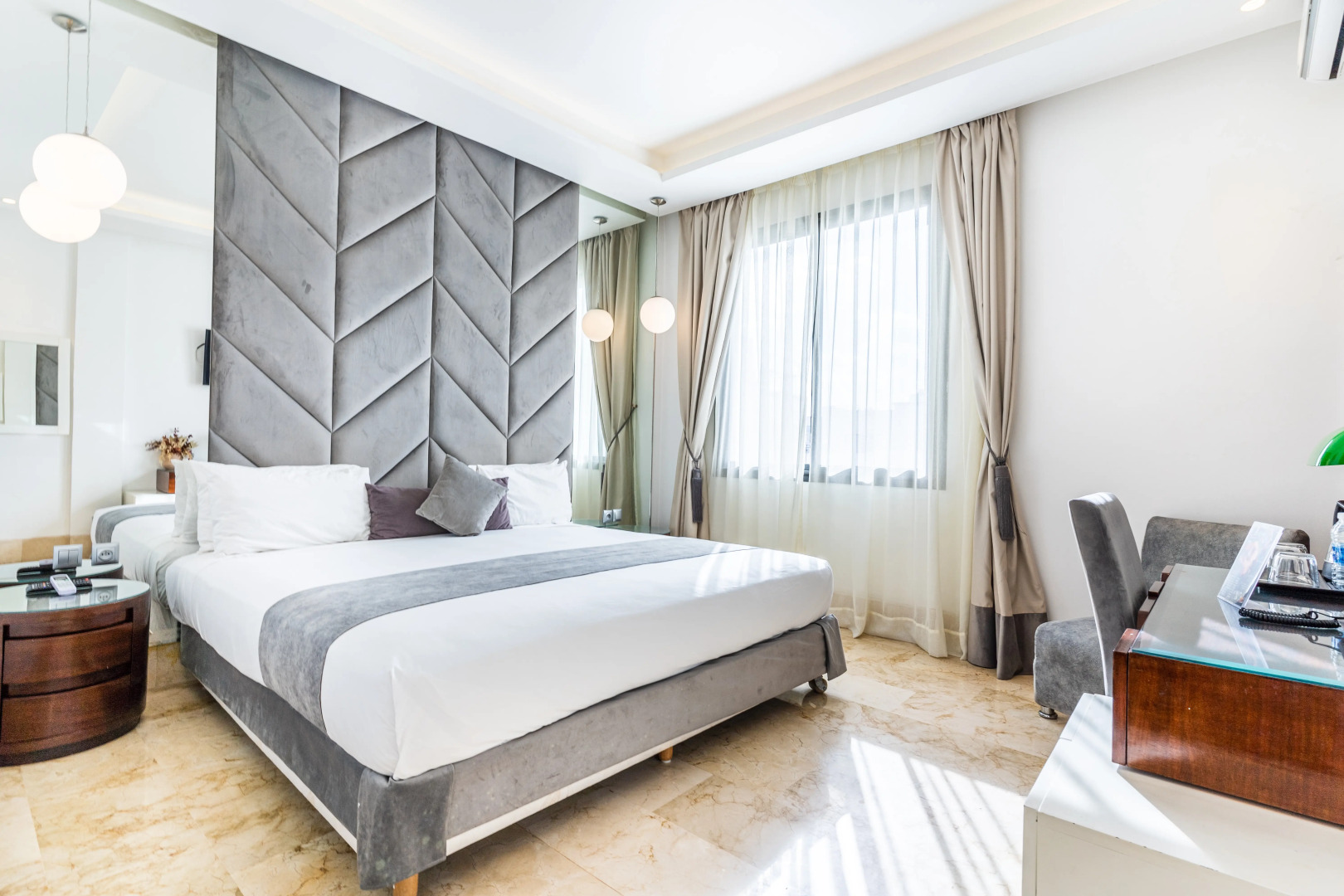 One hotel Casablanca