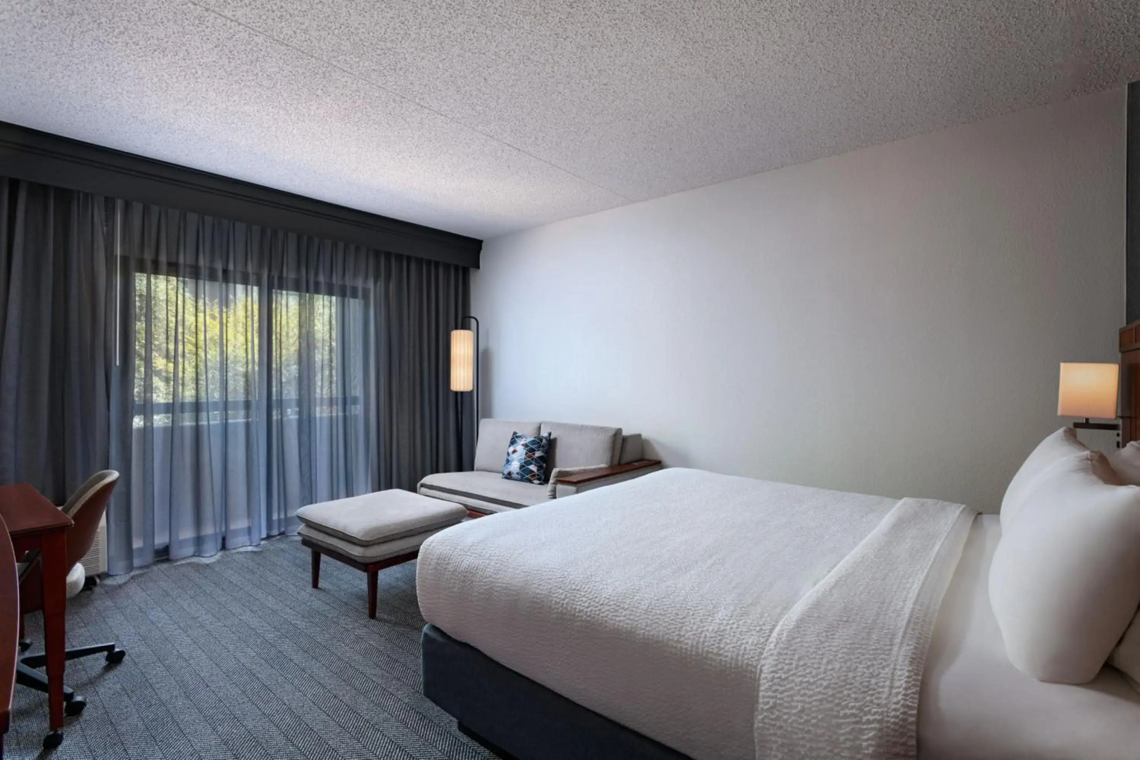 Courtyard by Marriott Dallas Plano Parkway at Preston Road