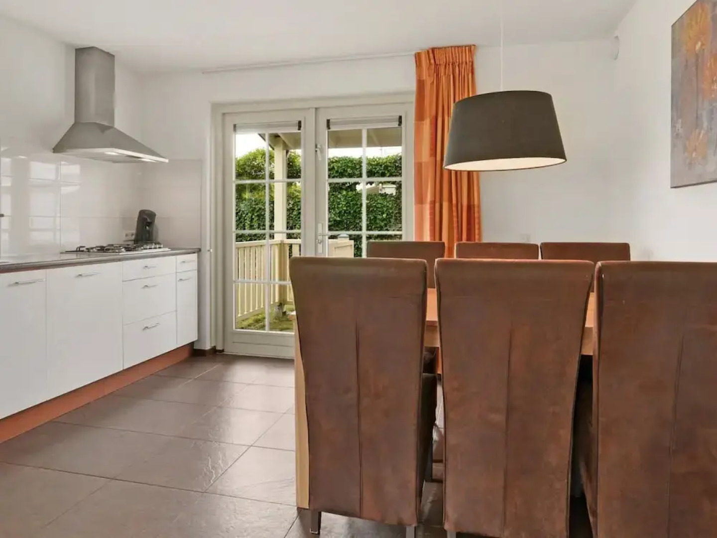 Bungalow by Water Near Rotterdam and Zeeland