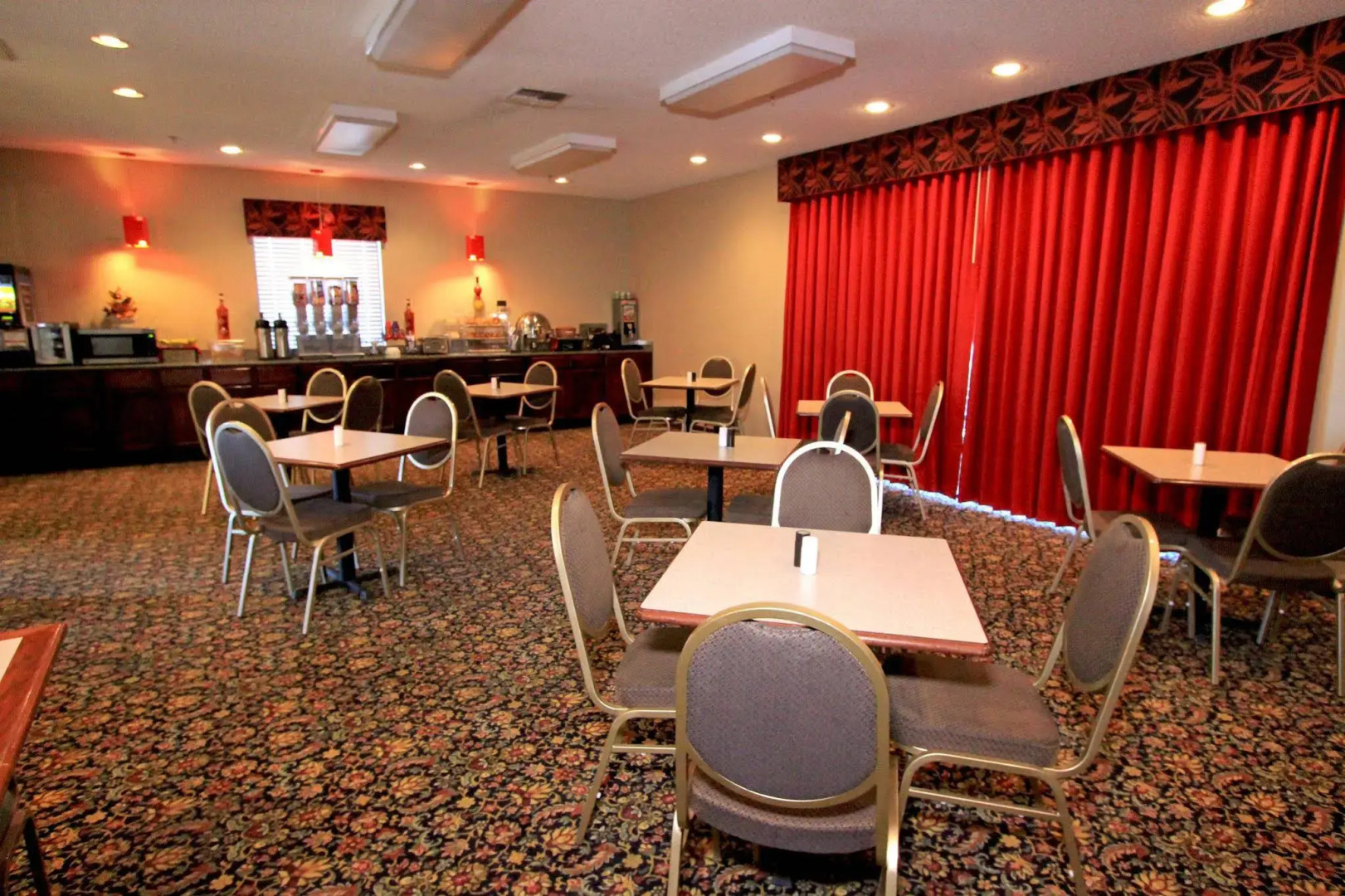 Days Inn by Wyndham Round Rock