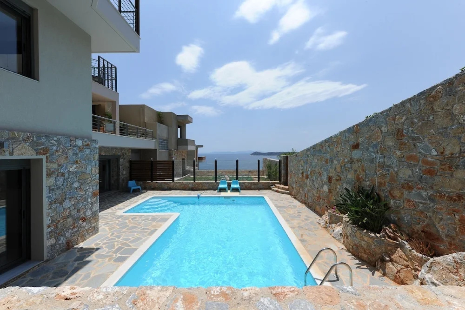 Villa Nefeli - Six Bedroom Villa