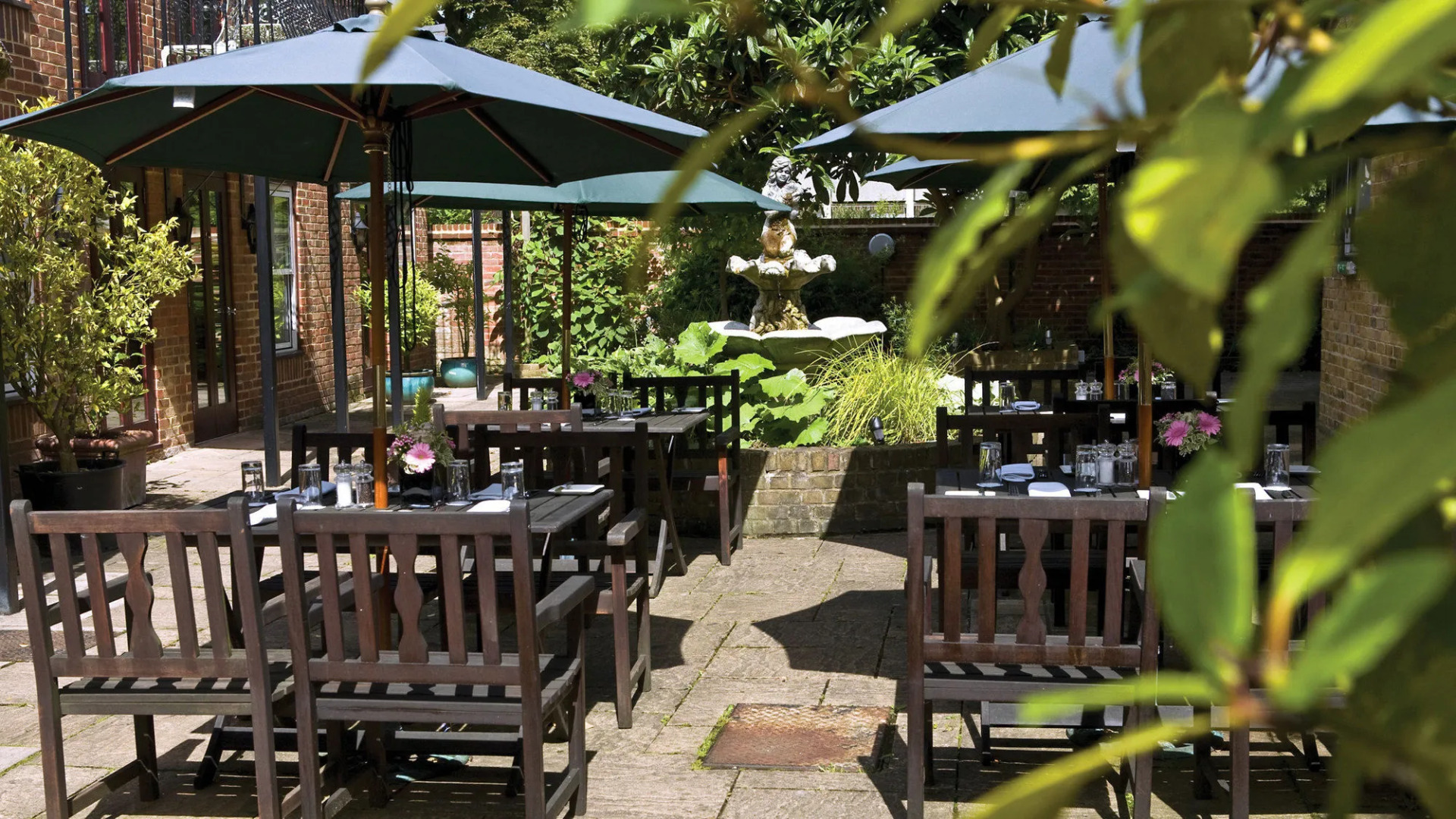 Cotswold Lodge Hotel