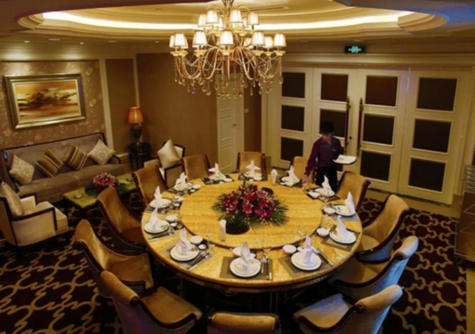 Golden Bauhinia International Hotel