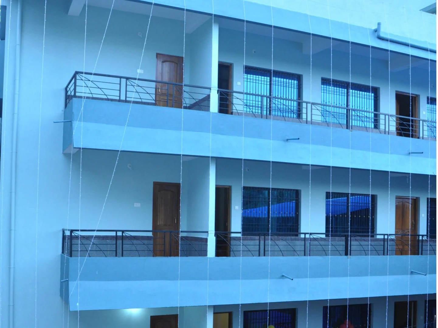 Aditi Comforts - Premium Serviced Apartment