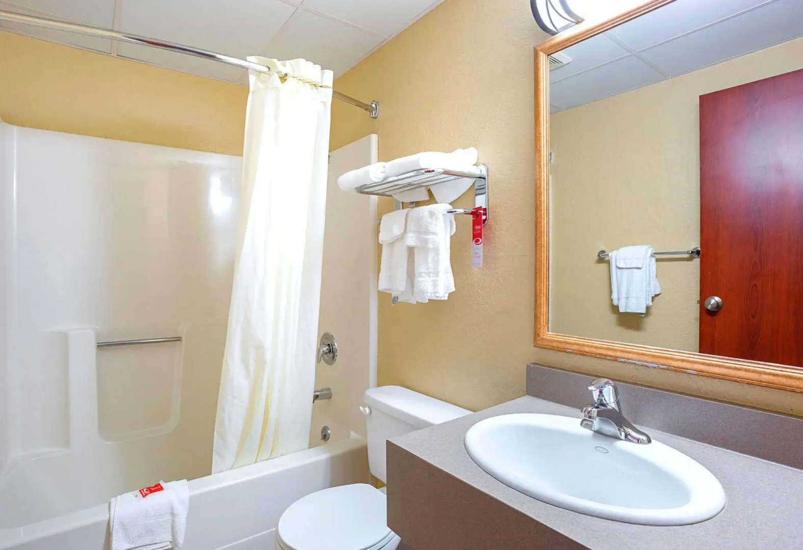 Rodeway Inn & Suites Kearney