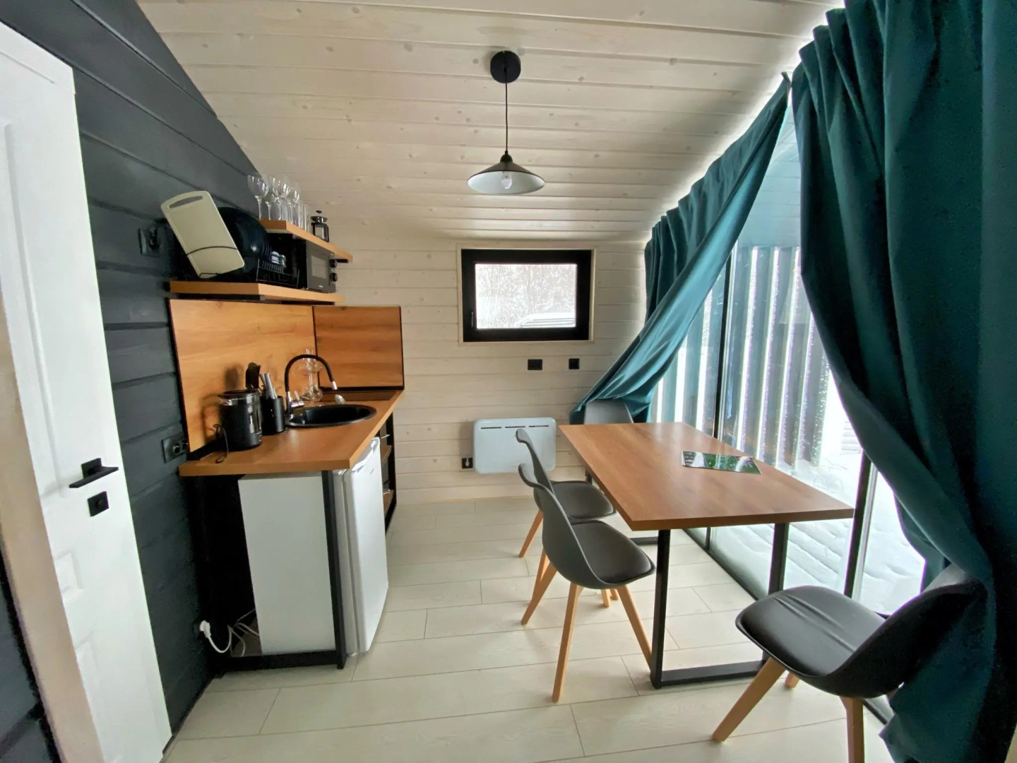 Мишка на прудах