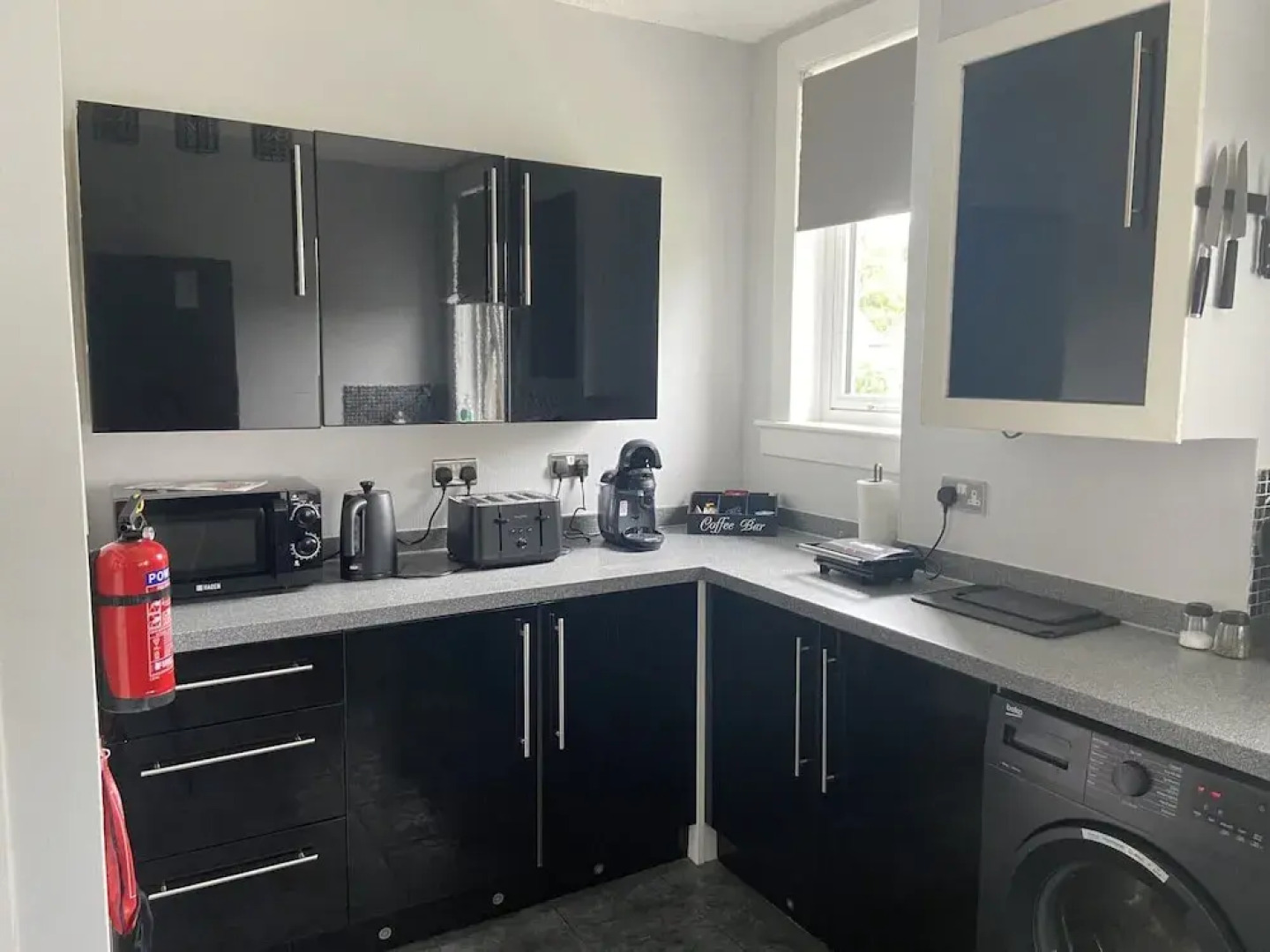 Renfrew Apartment Near Glasgow Airport