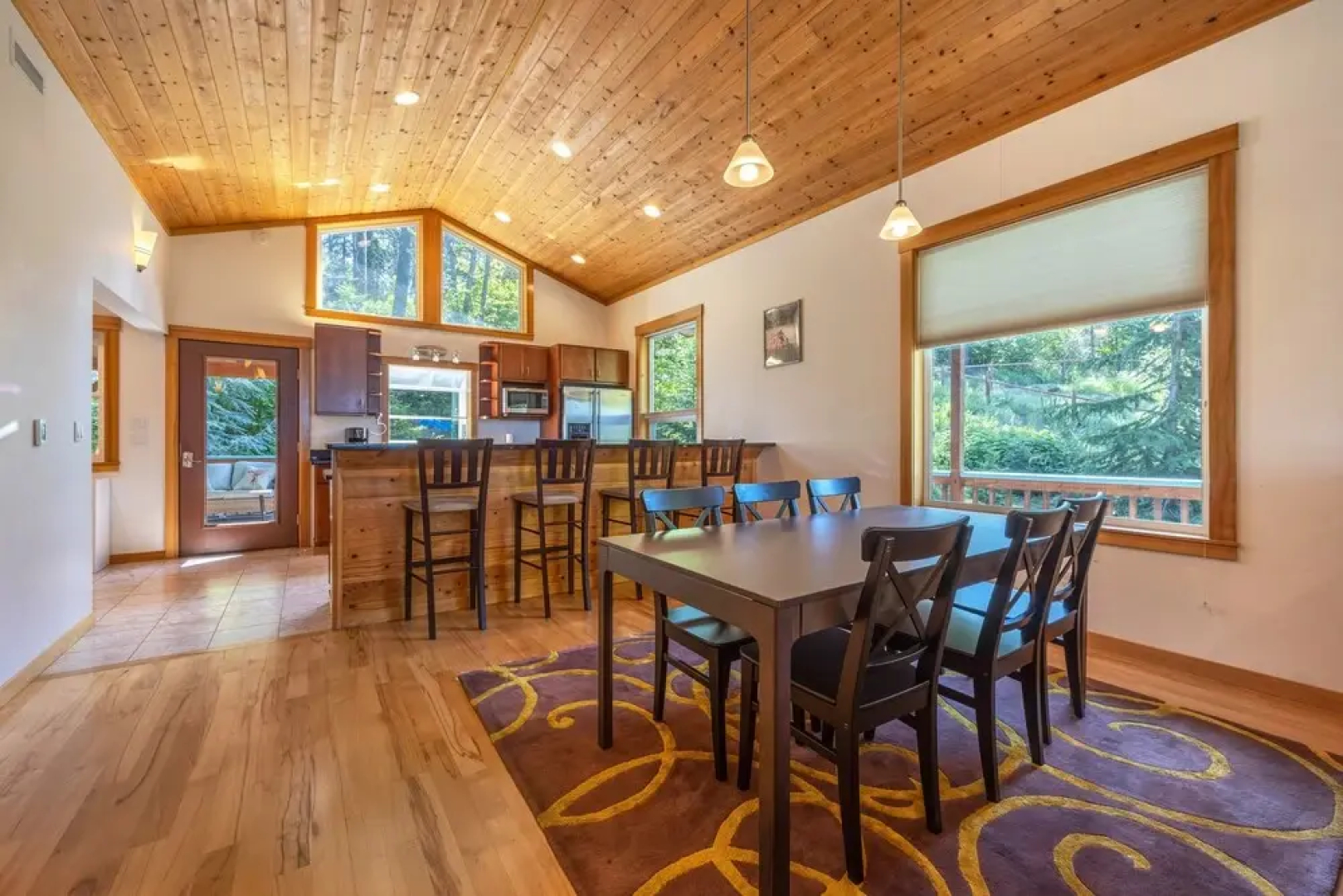 White Stag 4 Bedroom Home by RedAwning