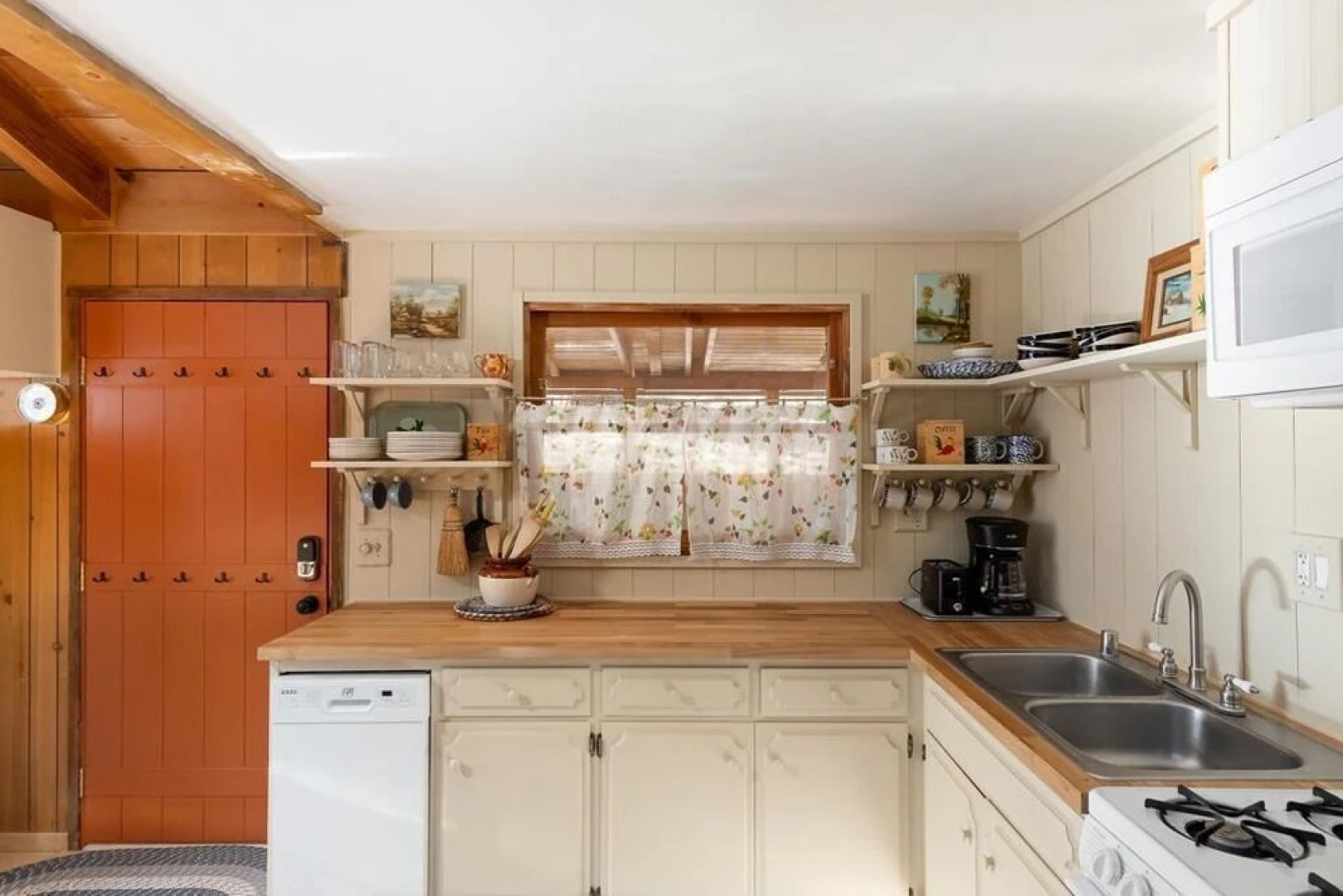 056 - Beaumont Hideaway