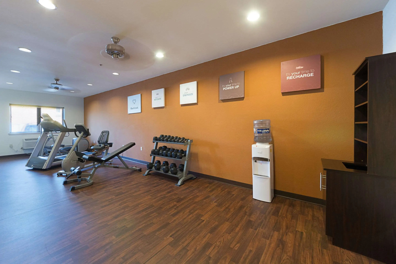 Comfort Suites Beachside