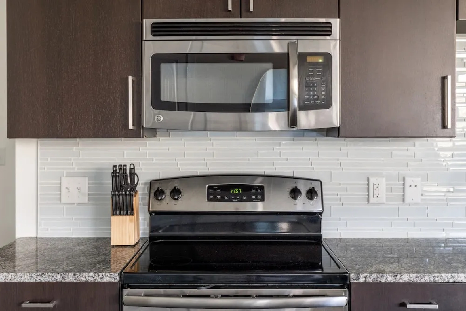 Kasa Alexandria Washington