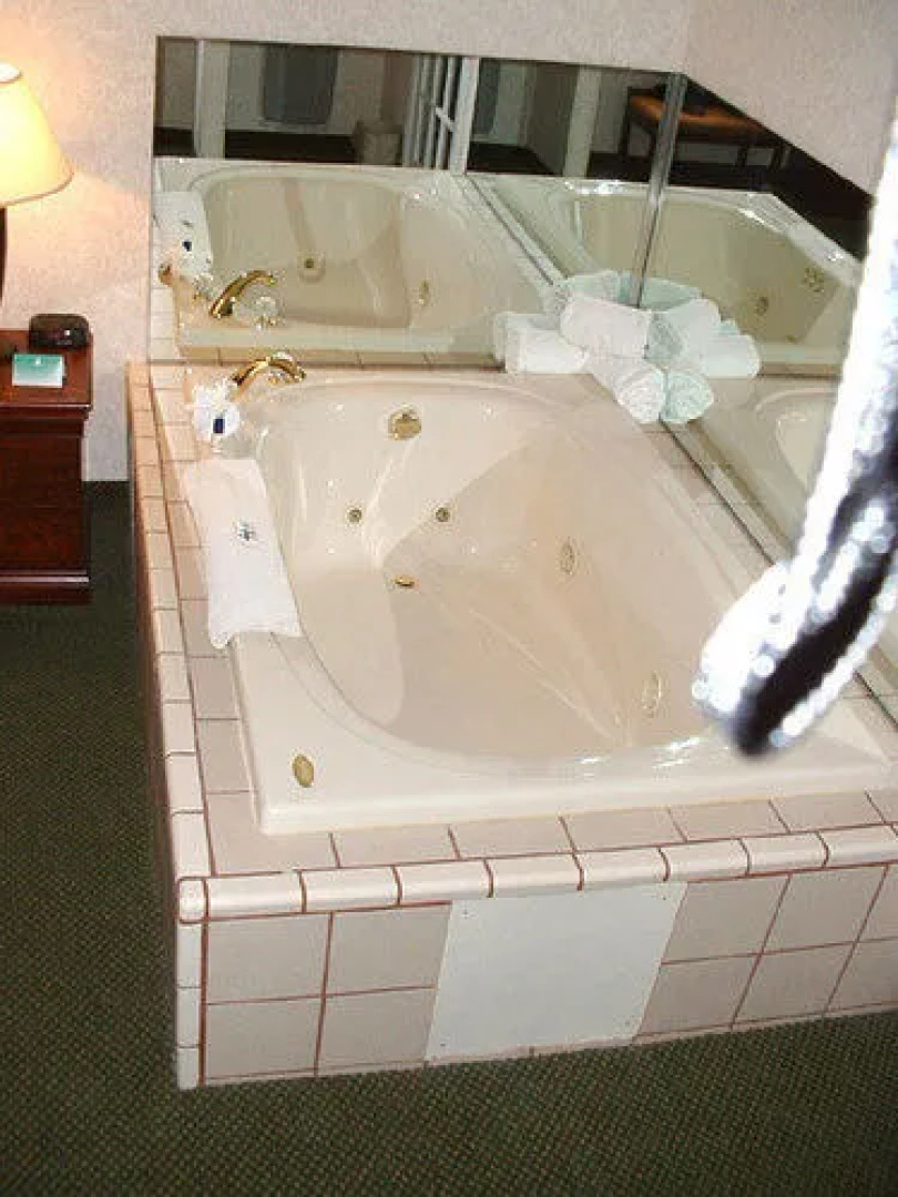 Holiday Inn Express and Suites Bad Axe
