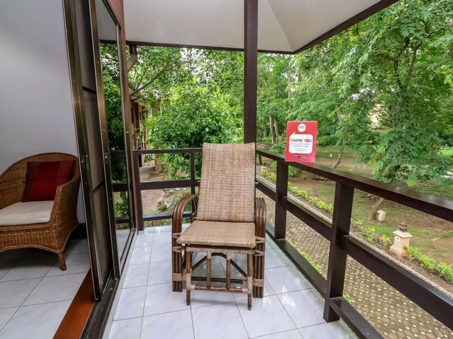 NIDA Rooms Luang Nua 274 Temple