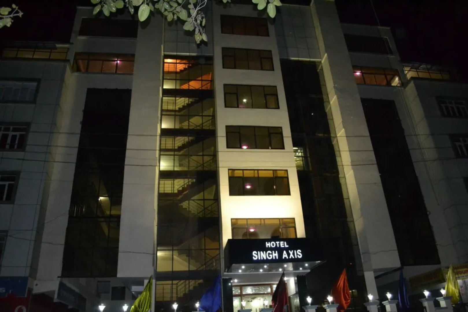 Hotel Singh Axis