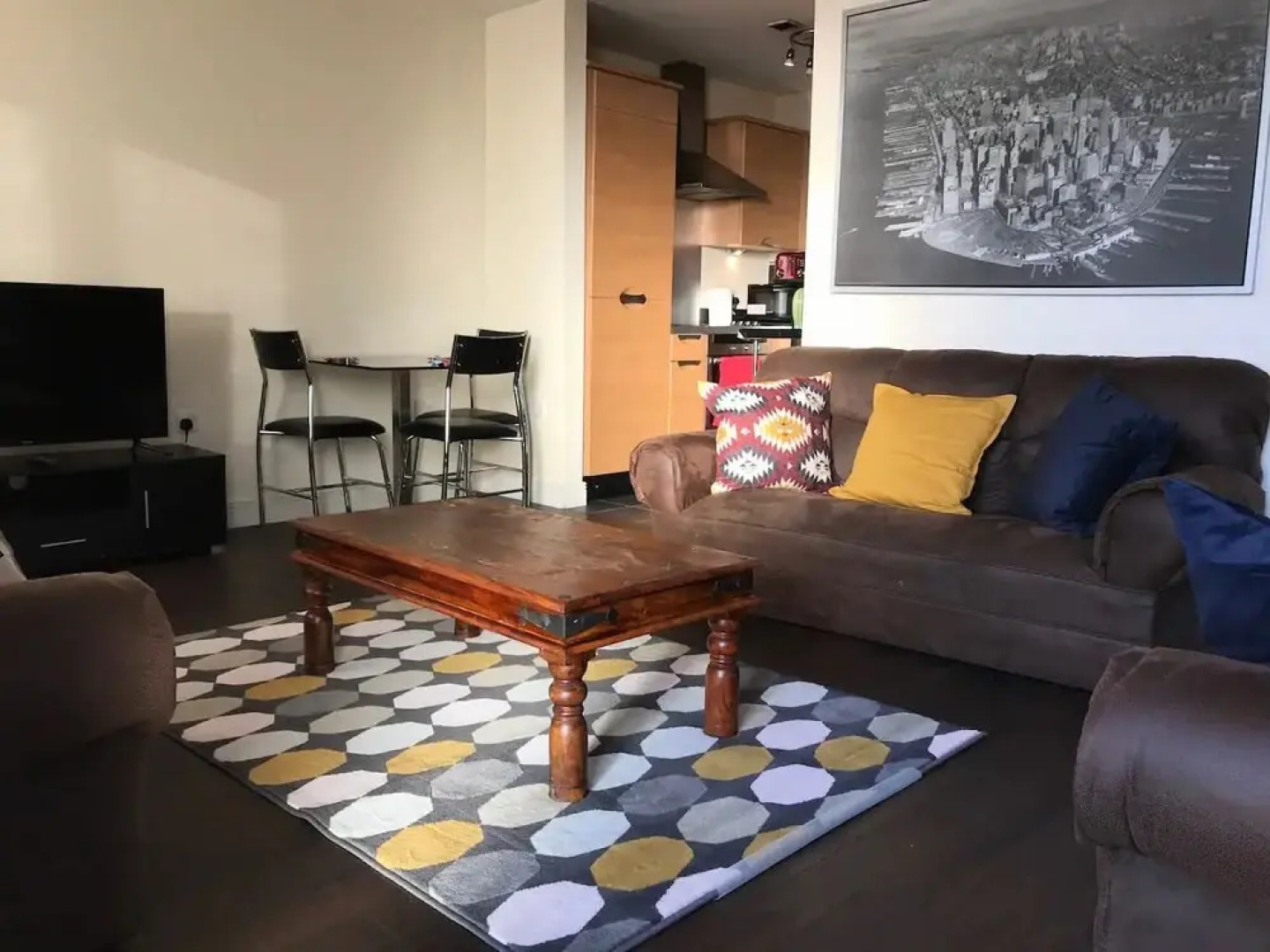 St James Apartment I