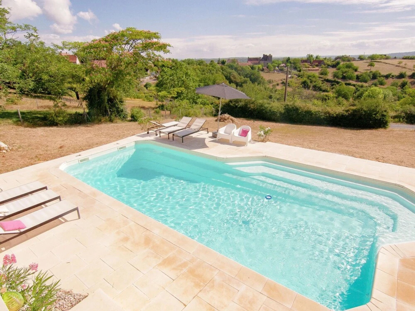 Chic Holiday Home in Rocamadour France With Private Pool