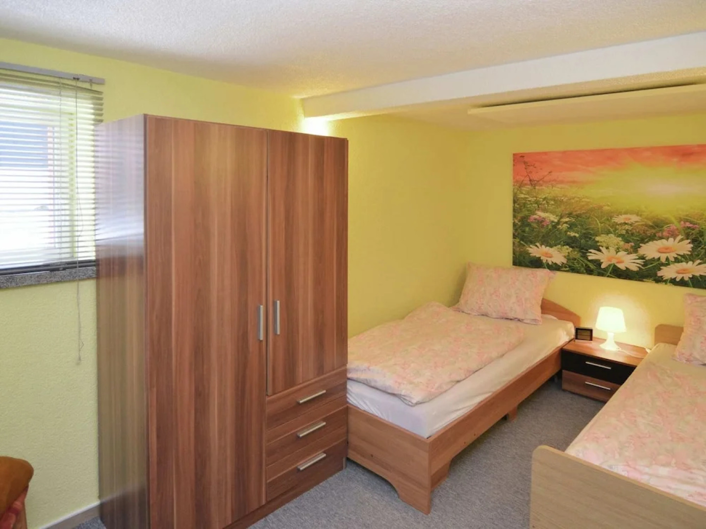 Chalet in Schnett Near Ski Slopes