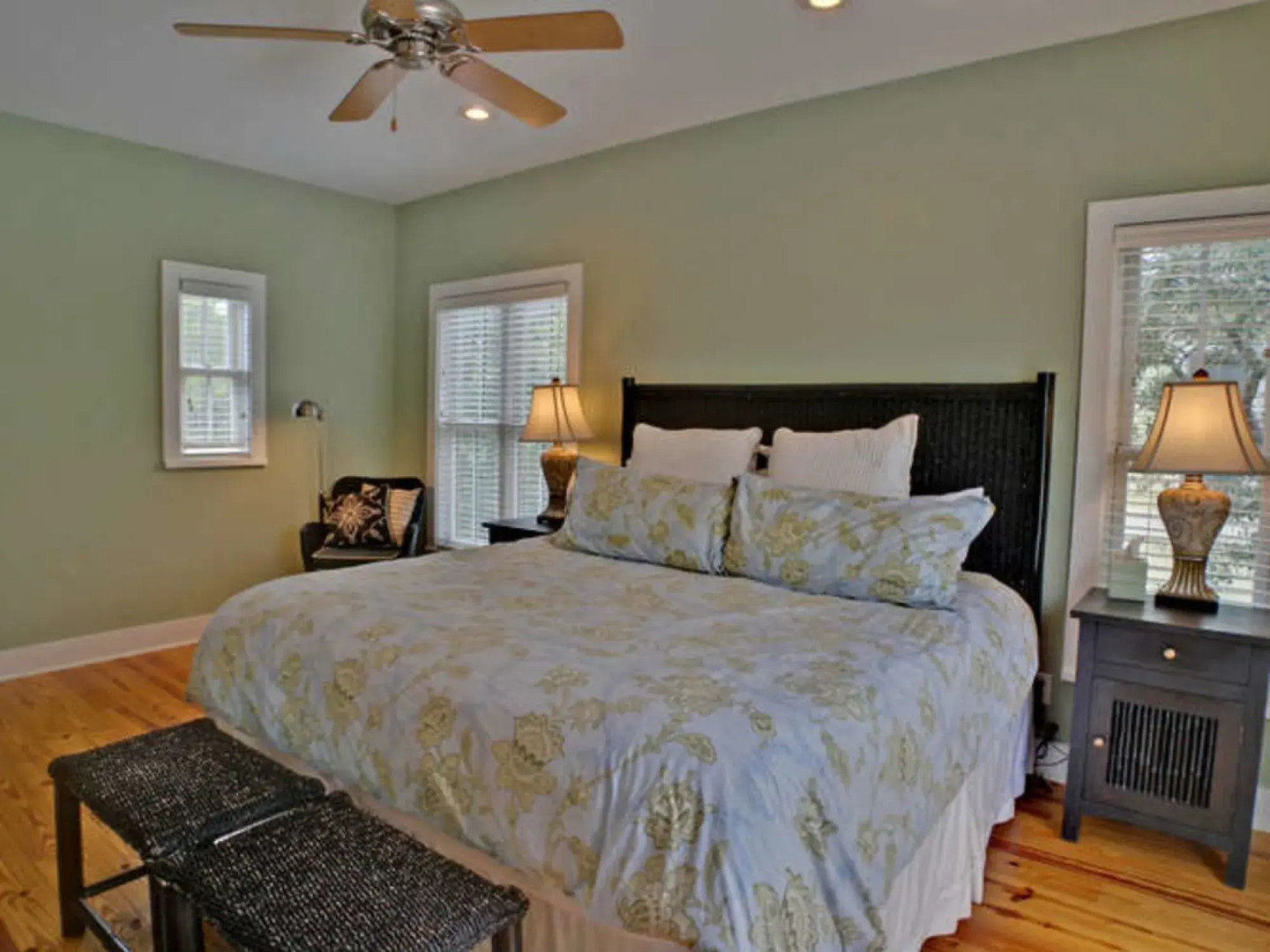 VM 4146 by RedAwning