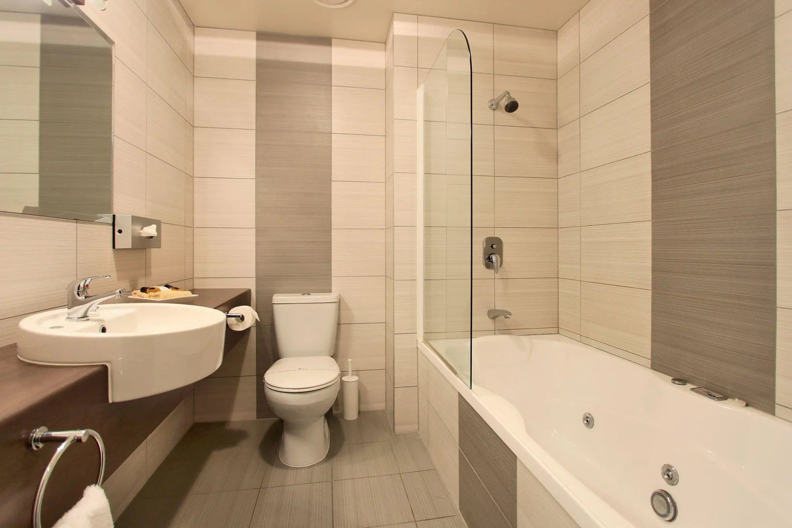 Amethyst Court Motorlodge