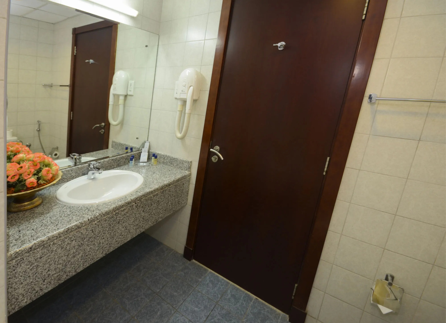 Parkside Suites Hotel Apartment