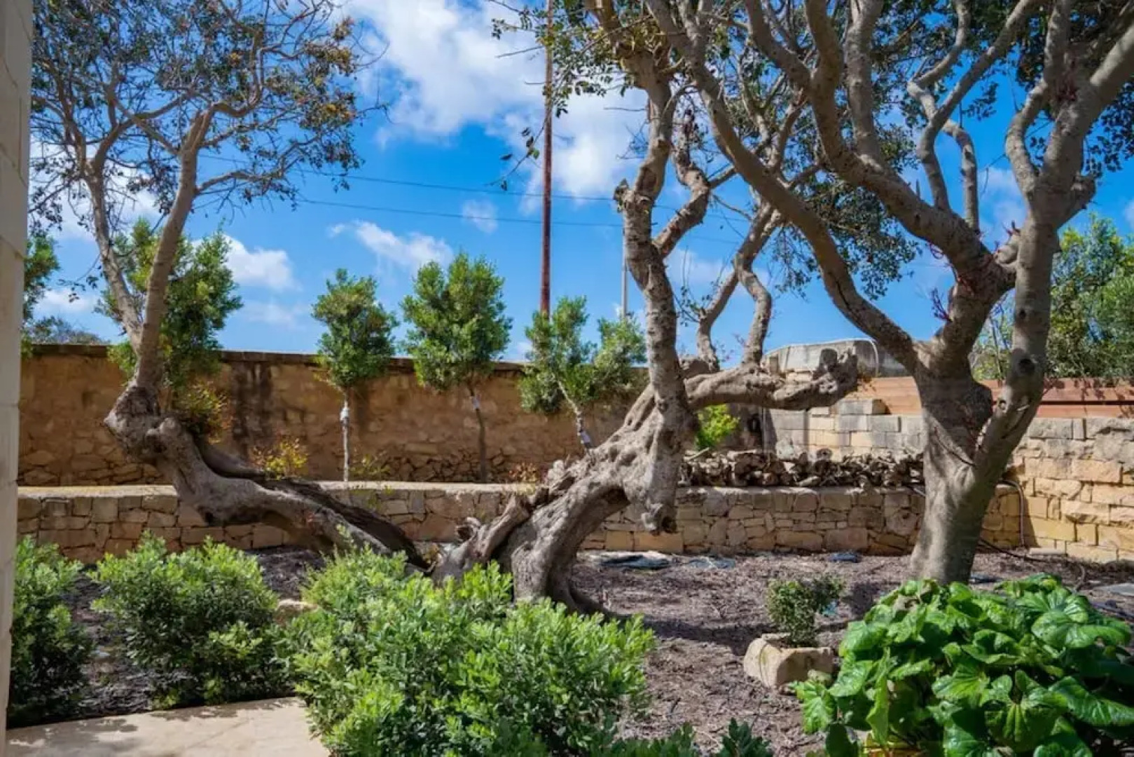 Villa Munqar 3 Bedroom Villa With Private Pool