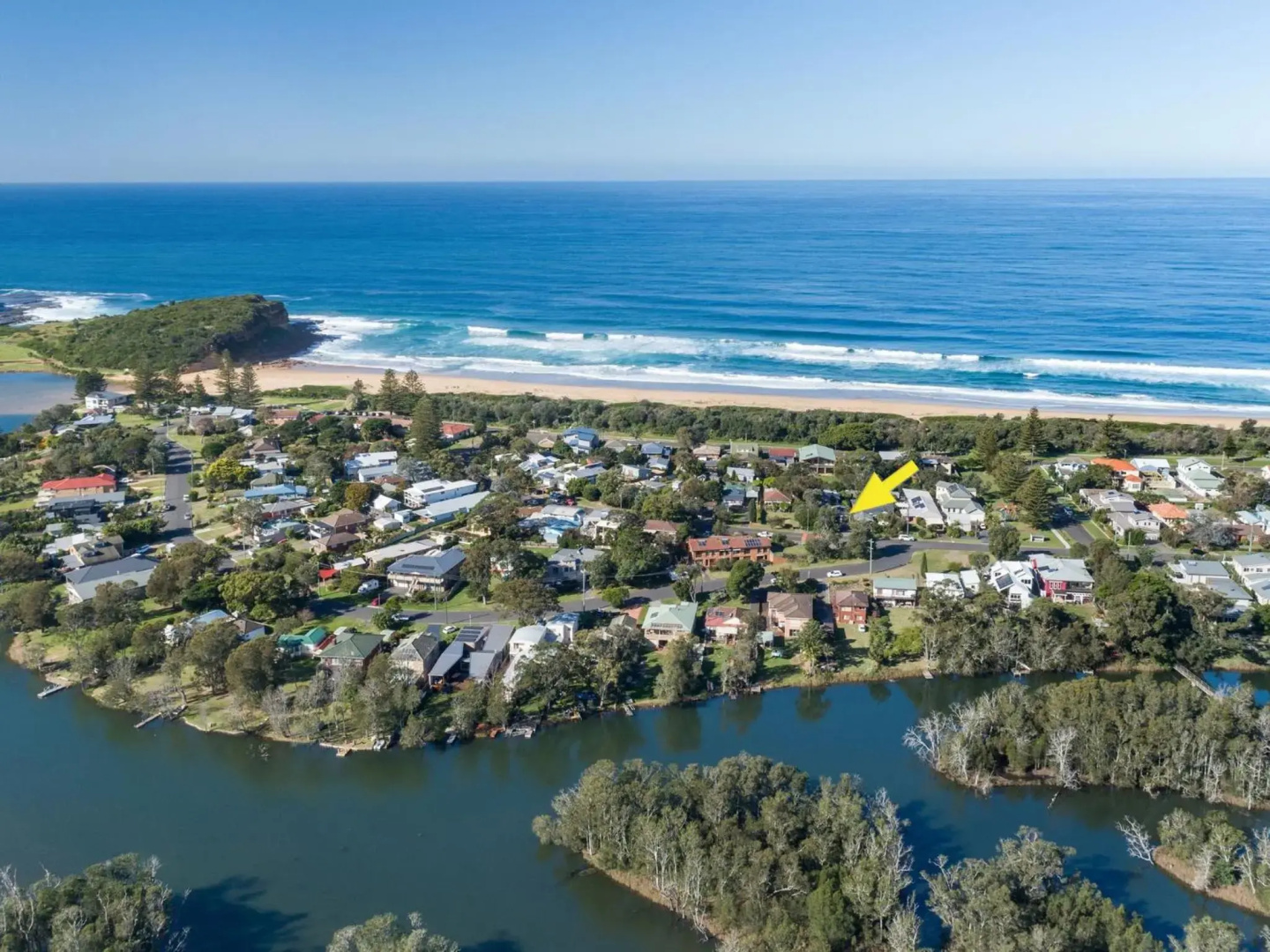 SEAWARD Werri Beach Gerringong 4pm check out Sundays