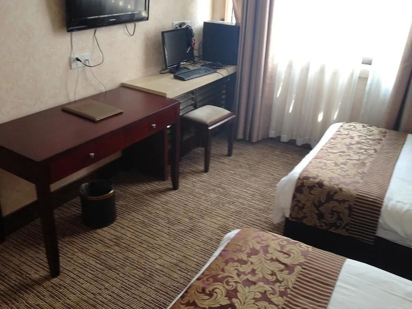 Fuyang Golden Beach Hotel