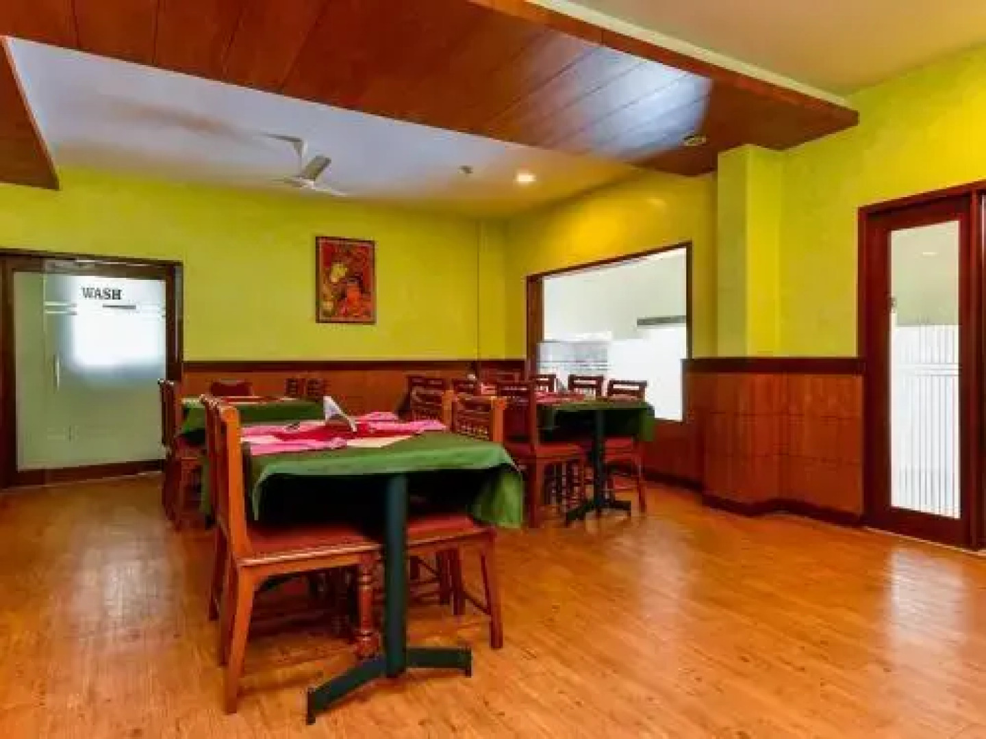 OYO 22050 Aramana Hotel