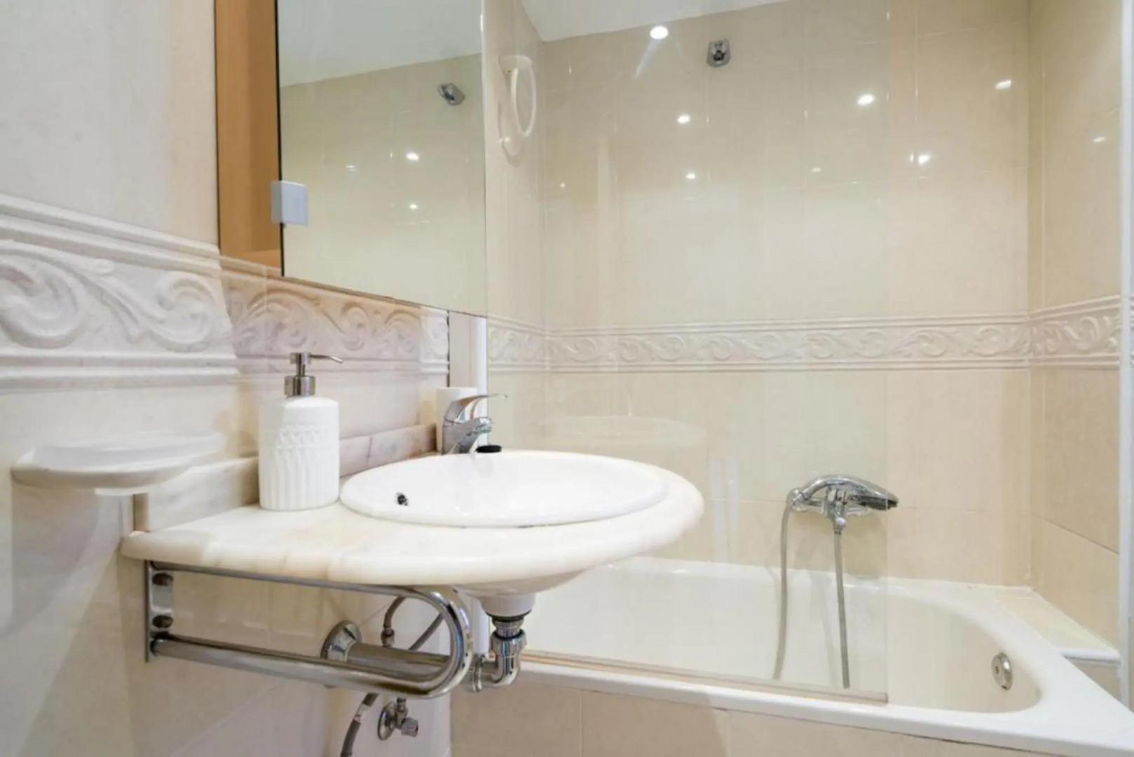 MalagaSuite Front Beach Malagueta