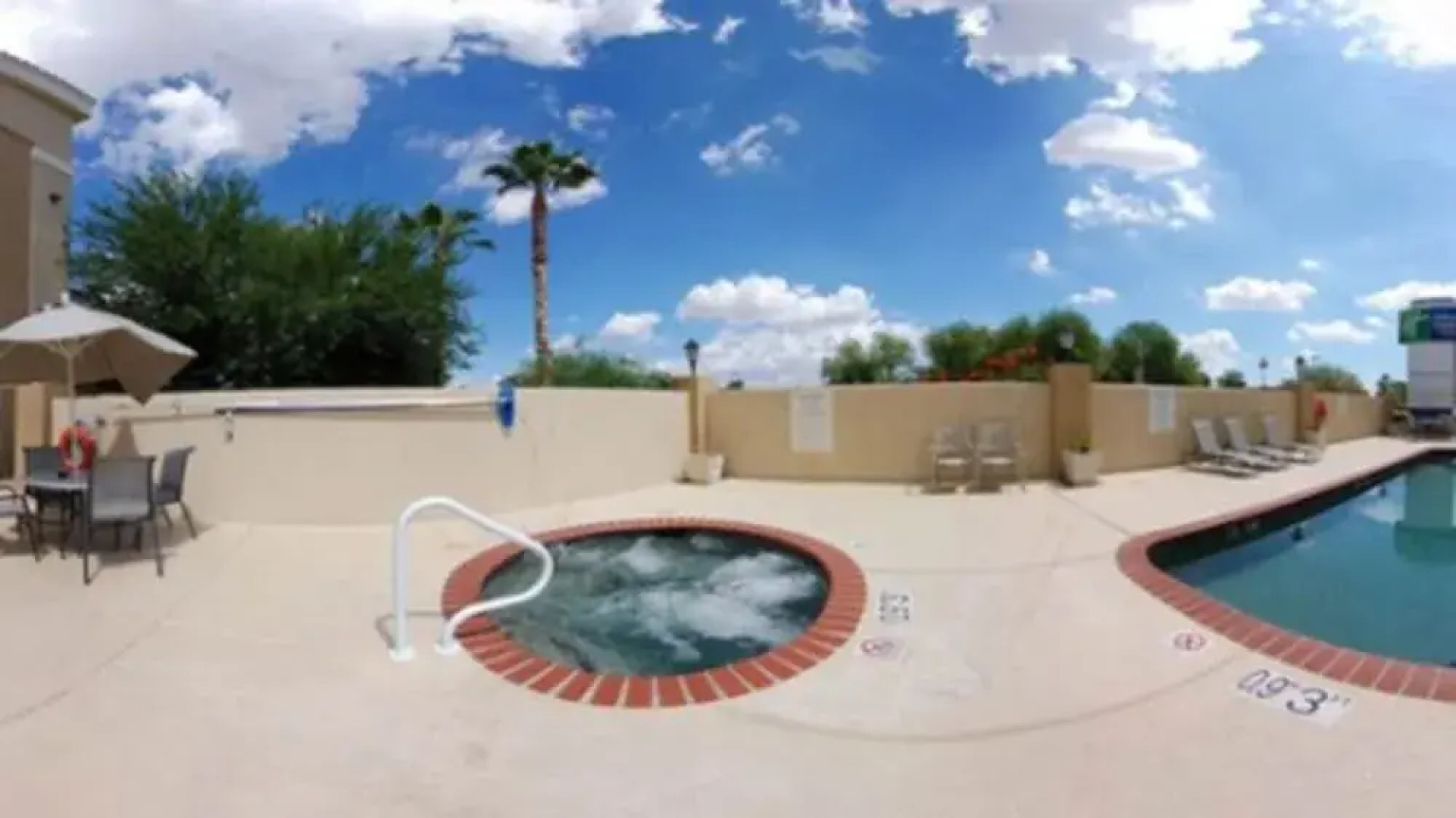 Holiday Inn Express & Suites Marana