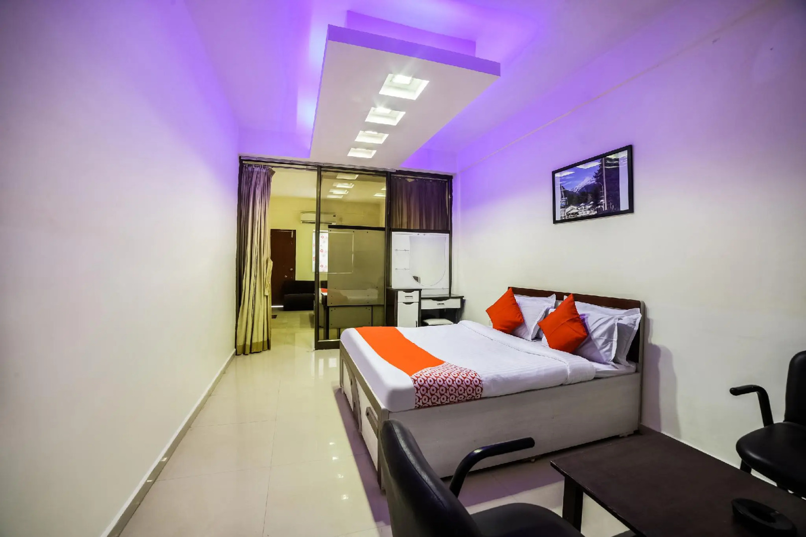 OYO 46123 Seven Days Hotel And Restaurants