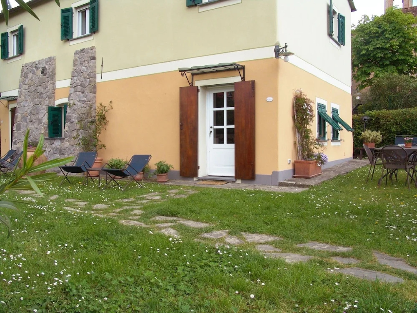 Villanova Apartments - Nature & Wellness