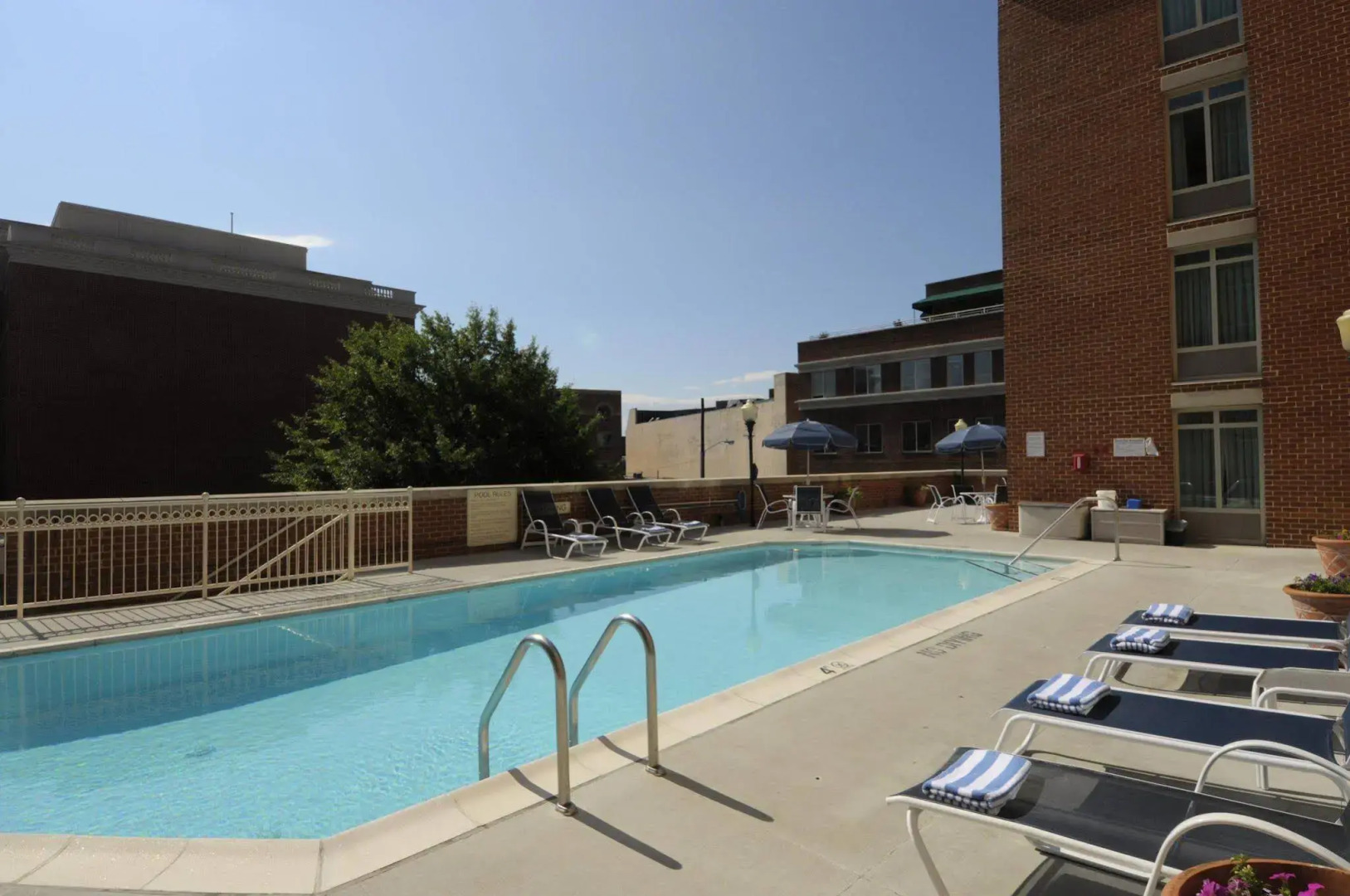 Hampton Inn Alexandria-Old Town/King St. Metro