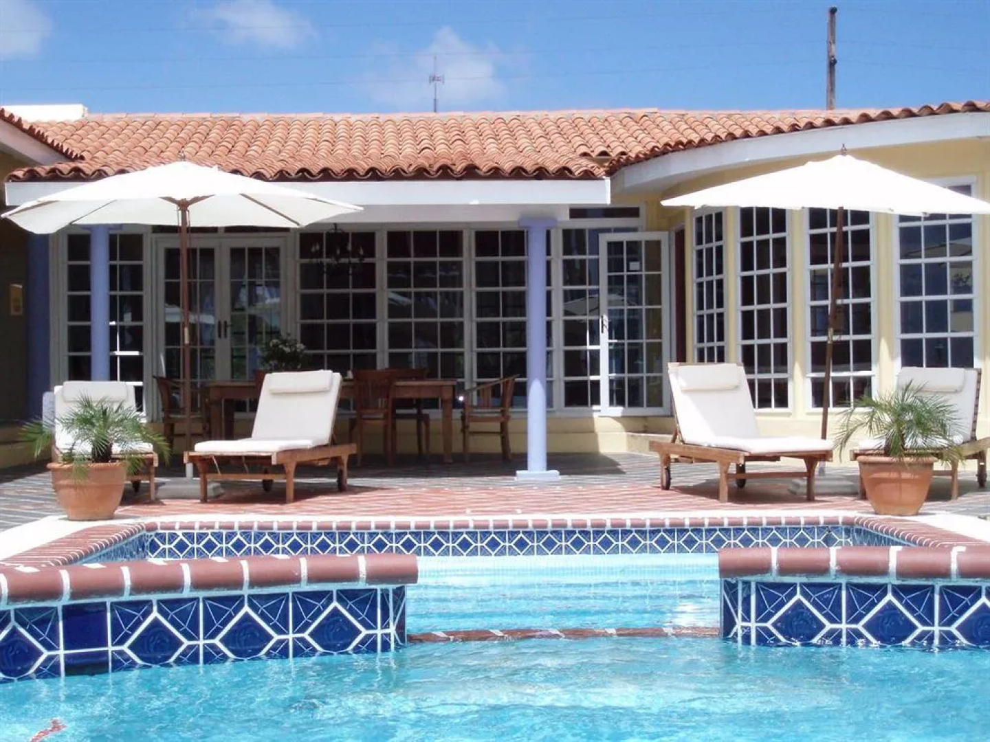 La Pura Vista Resort