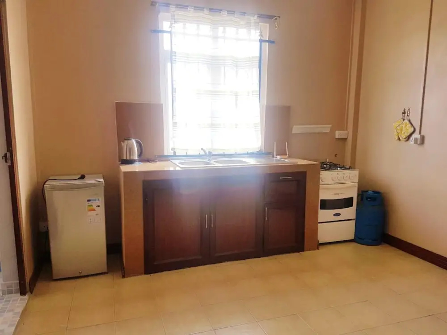 Apartment With 2 Bedrooms In Grand Gaube With Shared Pool Enclosed Garden And Wifi