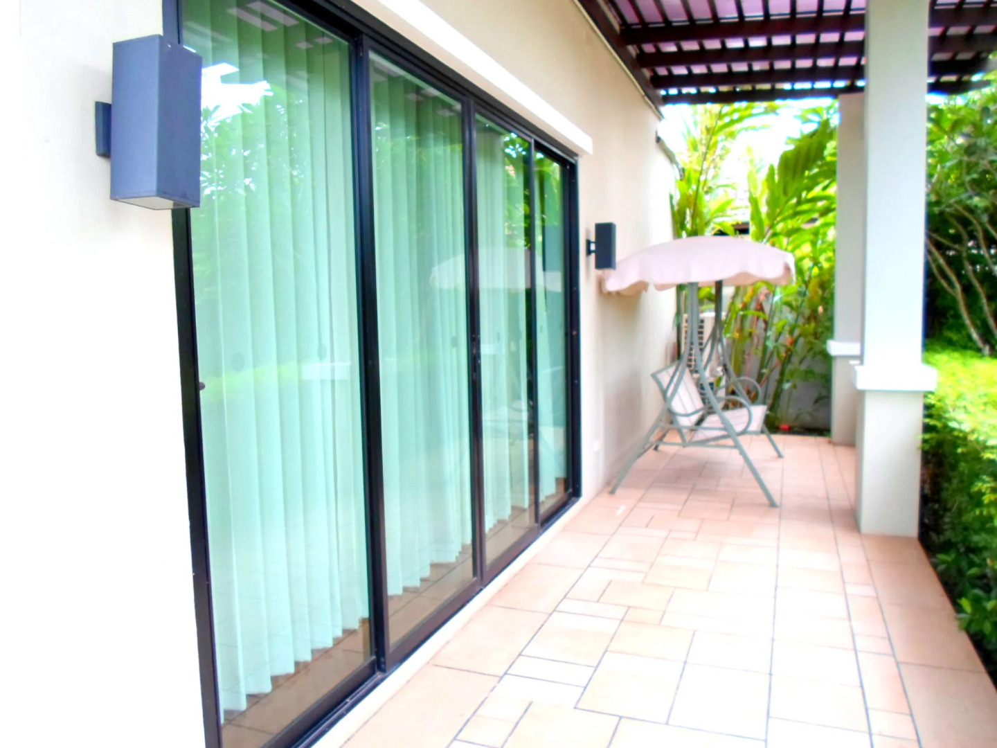 Naraya Riverside Resort