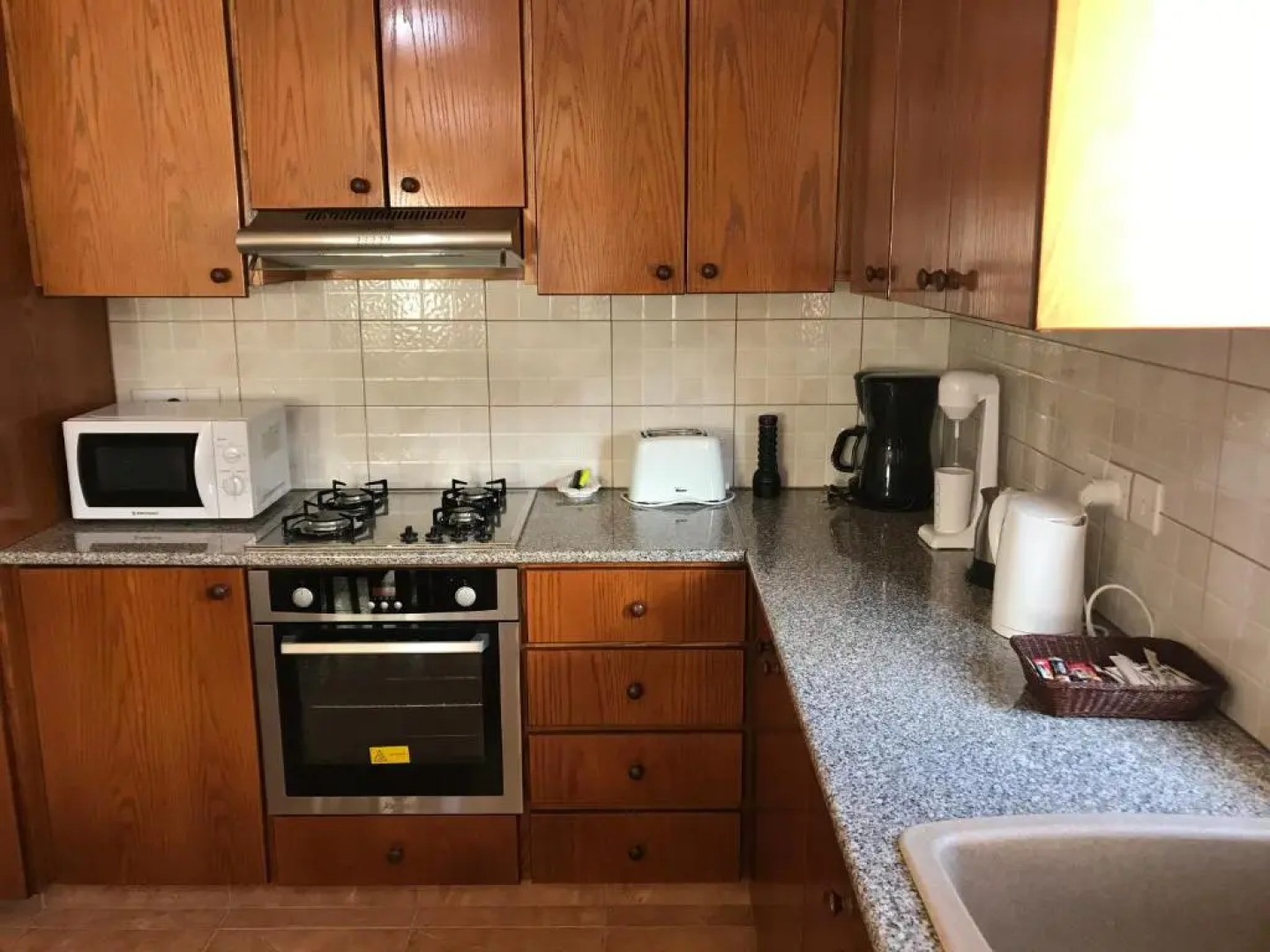 Pomos Small Sunny House