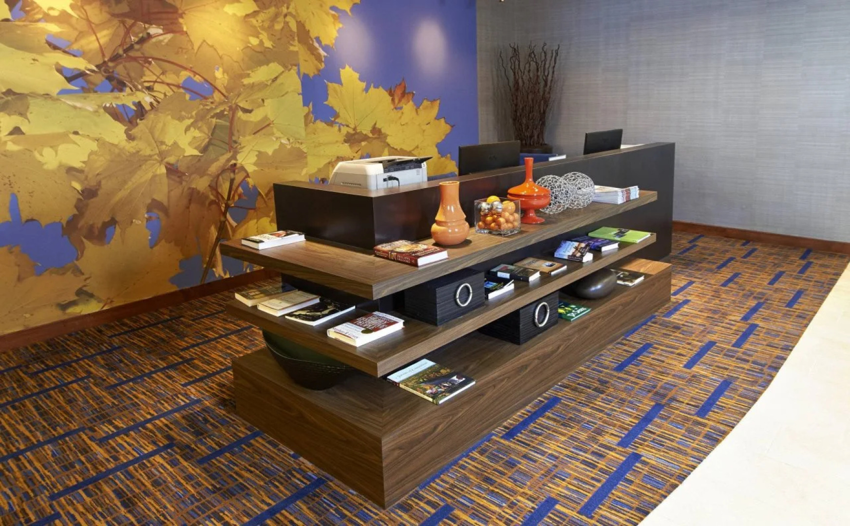 Courtyard By Marriott Shelton