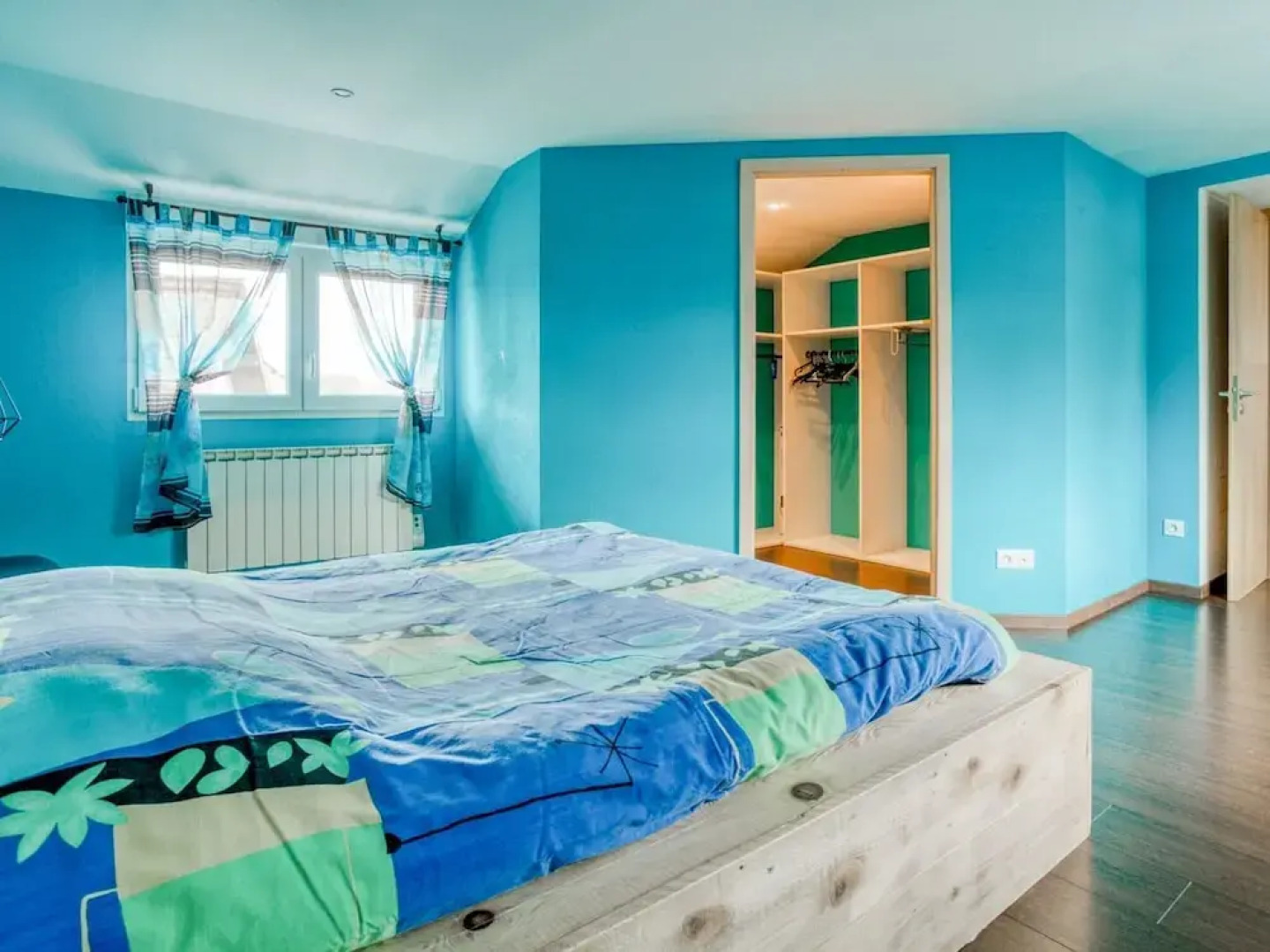 Swanky Cottage in Saasenheim With Balcony