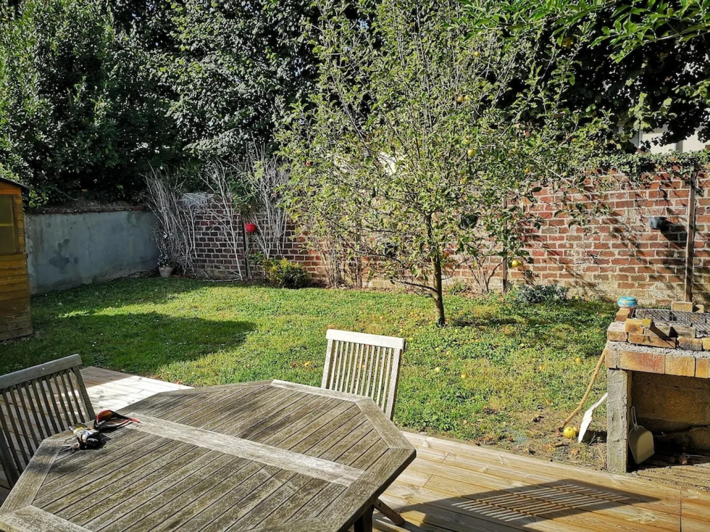 Studio avec terrasse et jardin