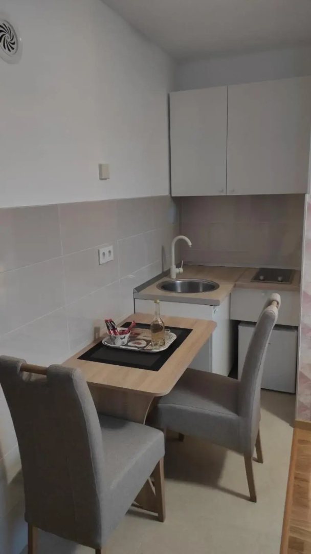 M&I Apartment