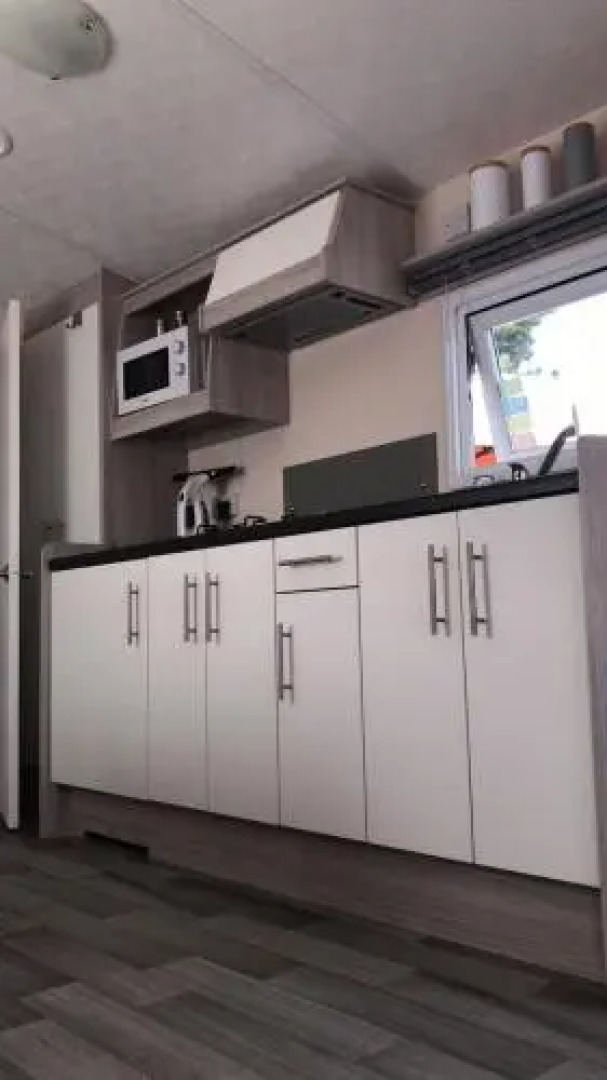 Caravan in IJmuiden op camping Duindoorn