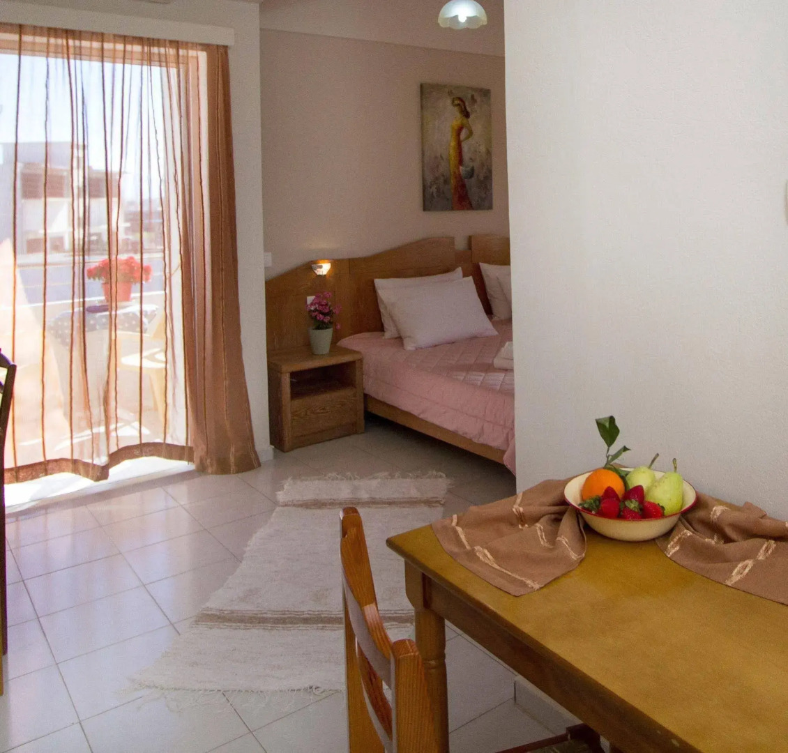 Arodamos Apartments & Studios