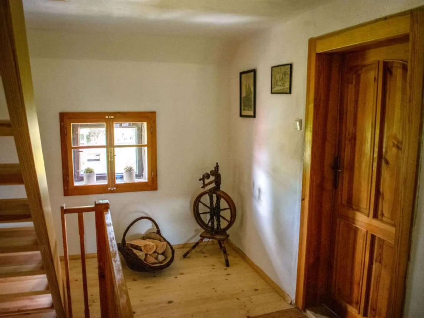 House Kámen Arnoltice