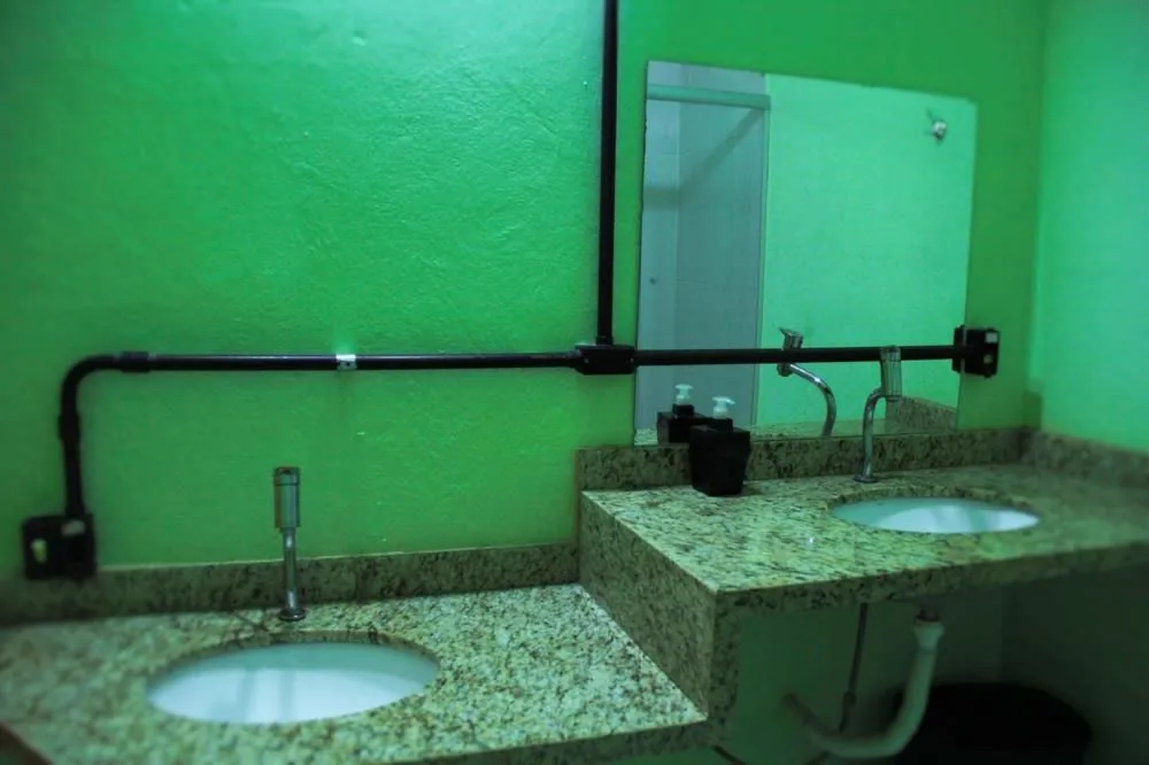 Obah Hostel e Bar